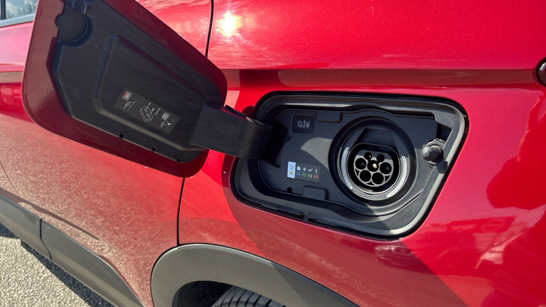 Vauxhall Grandland X 1.6 Hybrid4 300 Ultimate Nav 5dr Auto Hatchback